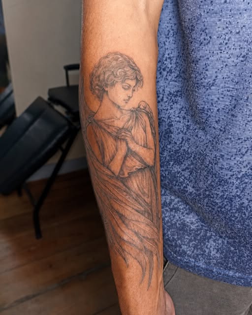 Tatuagem em semi realismo
